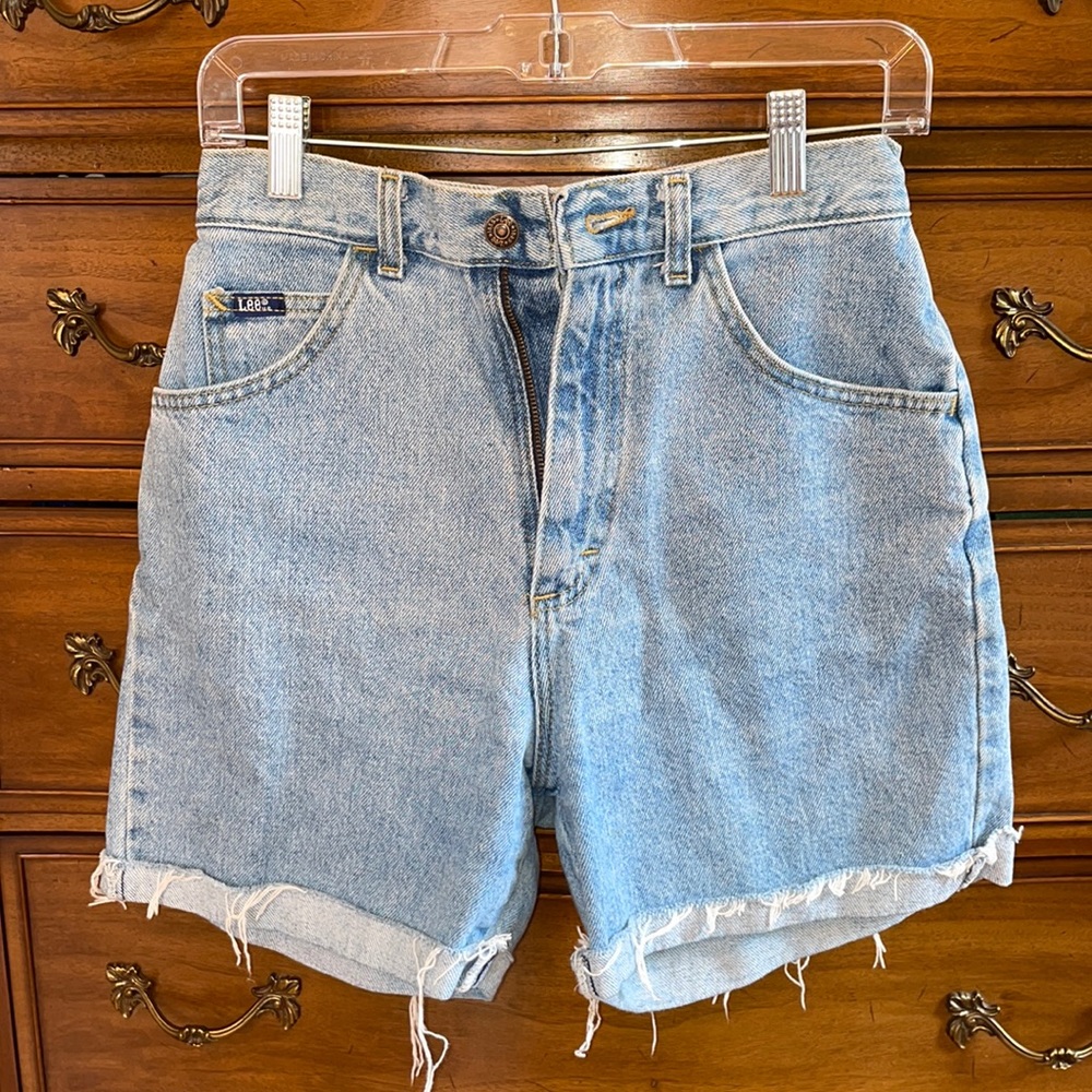 Vintage Lee high waisted jean shorts